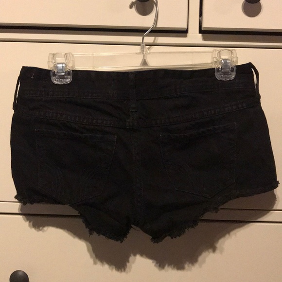 Hollister black shorts - Size 1 - Picture 2 of 4